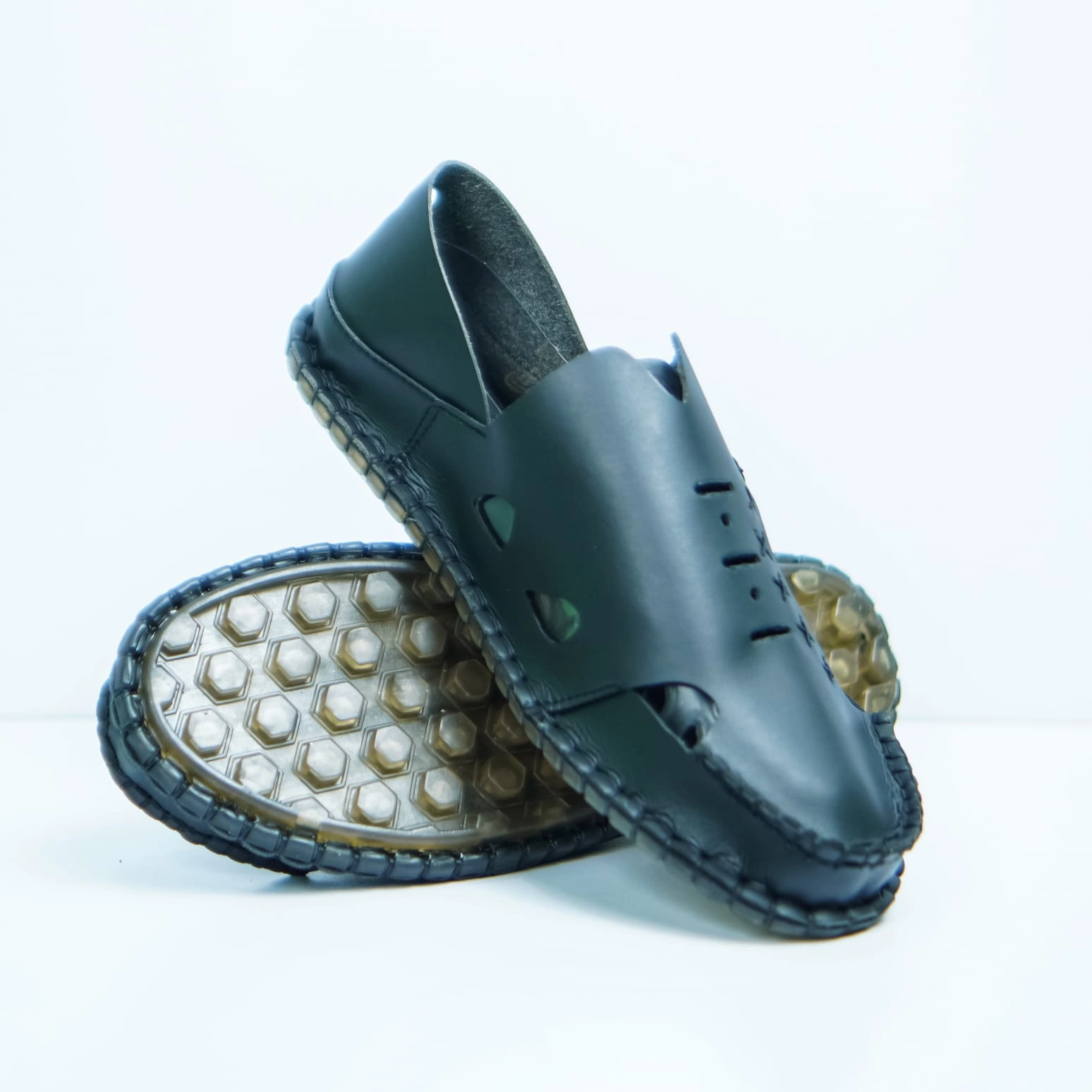 China casual magic shoes [ kalo tara benai ]